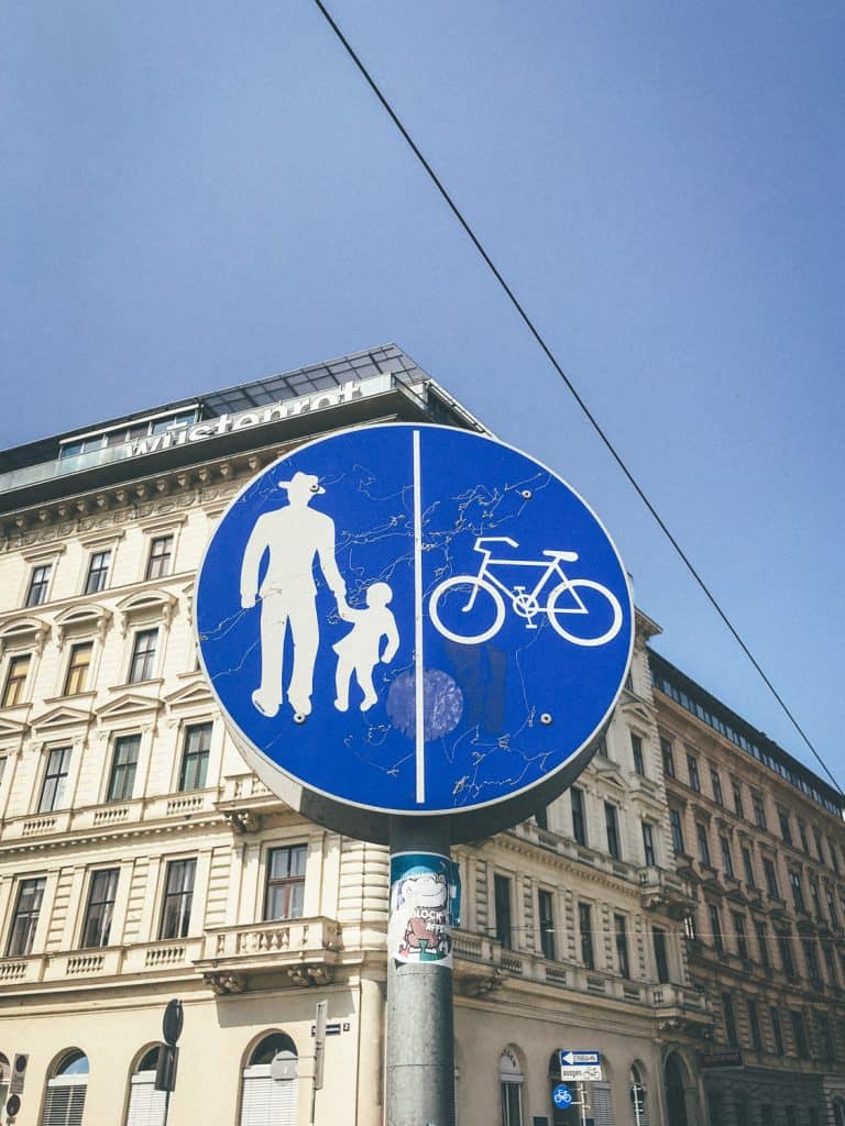 riding bikes in vienna austria